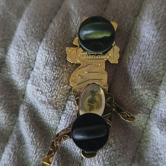 Hard Rock Cafe Caesar Palace Pin - Picture 3 of 4